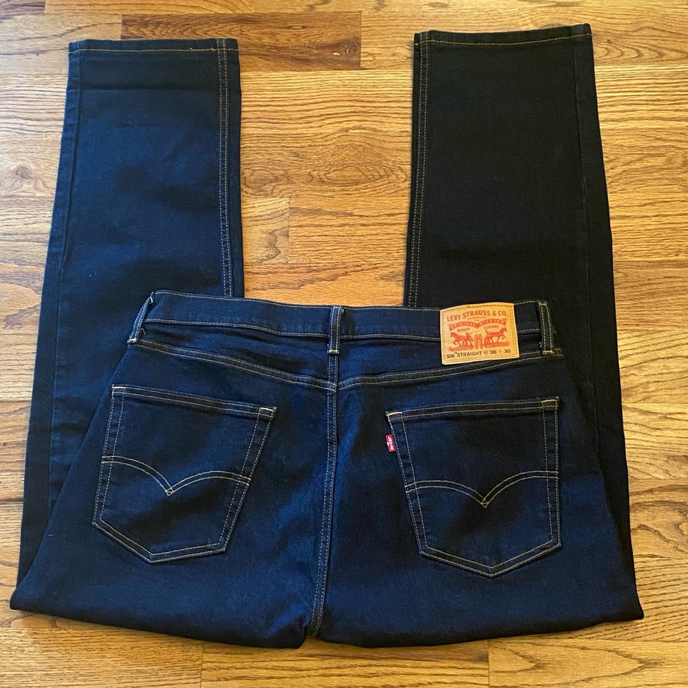 NWOT Men’s Levi’s - Picture 3 of 6